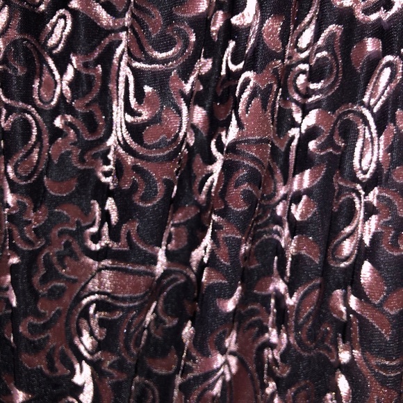 Off -shoulder romper - Picture 2 of 3